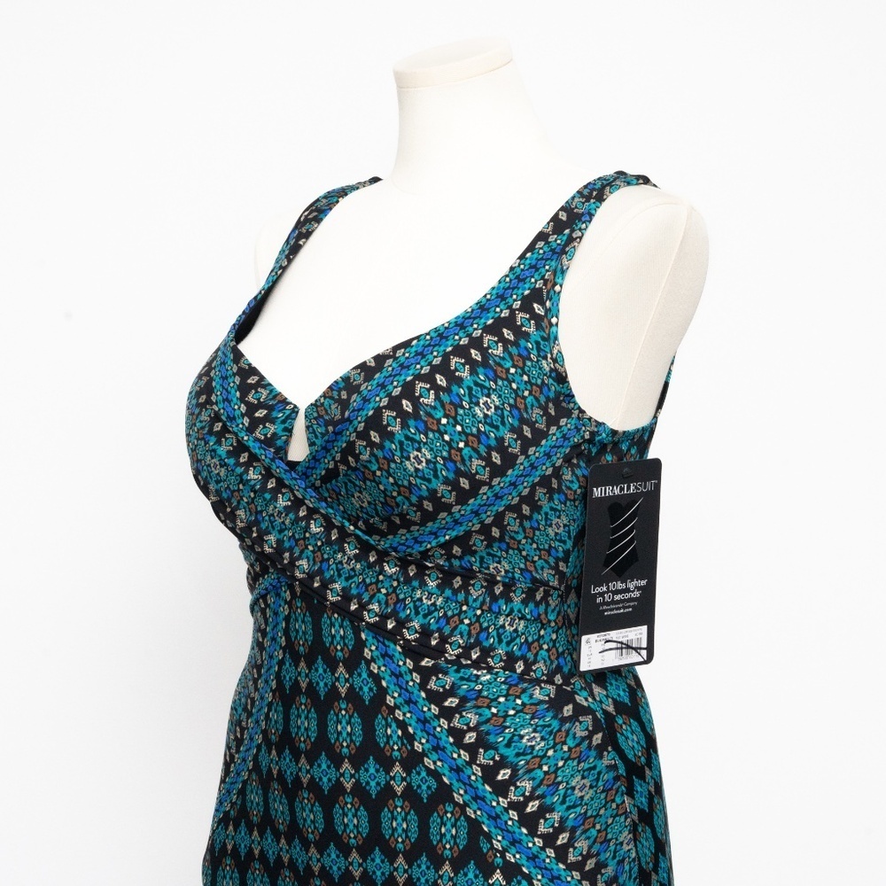 Miraclesuit Amarna Criss Cross Escape One Piece‎ Swimsuit - Picture 10 of 12